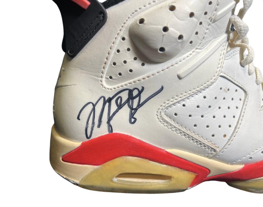 AJ9